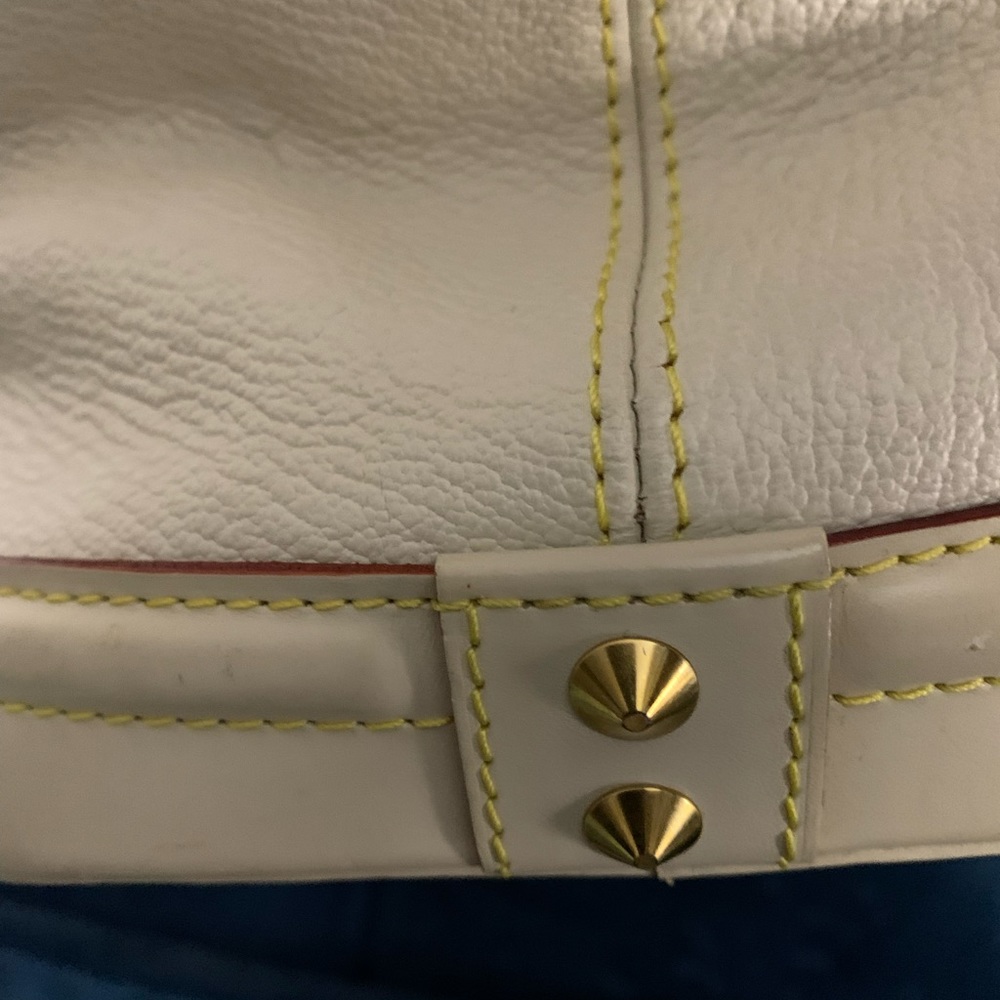 Louis Vuitton Suhali Lockit Bag in Preloved condition - Picture 3 of 16